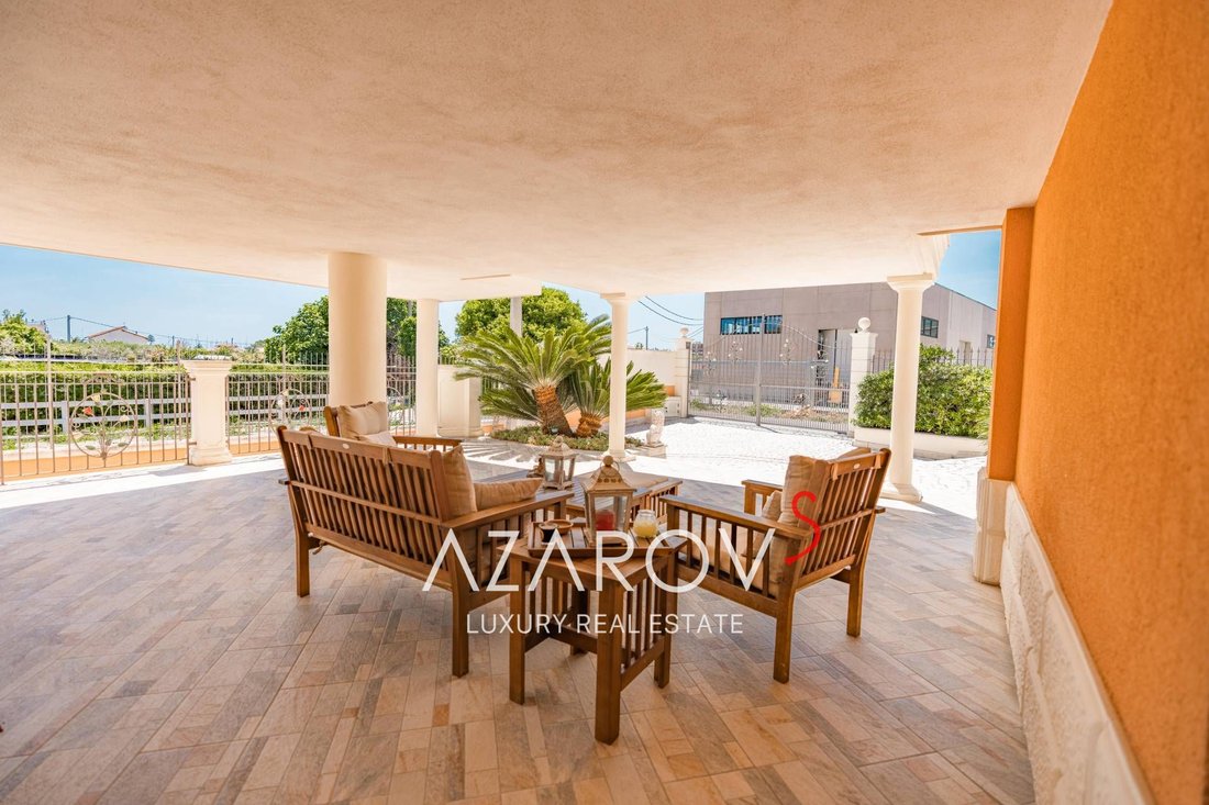 Villa in Taggia, Liguria, Italy 3 - 14045570