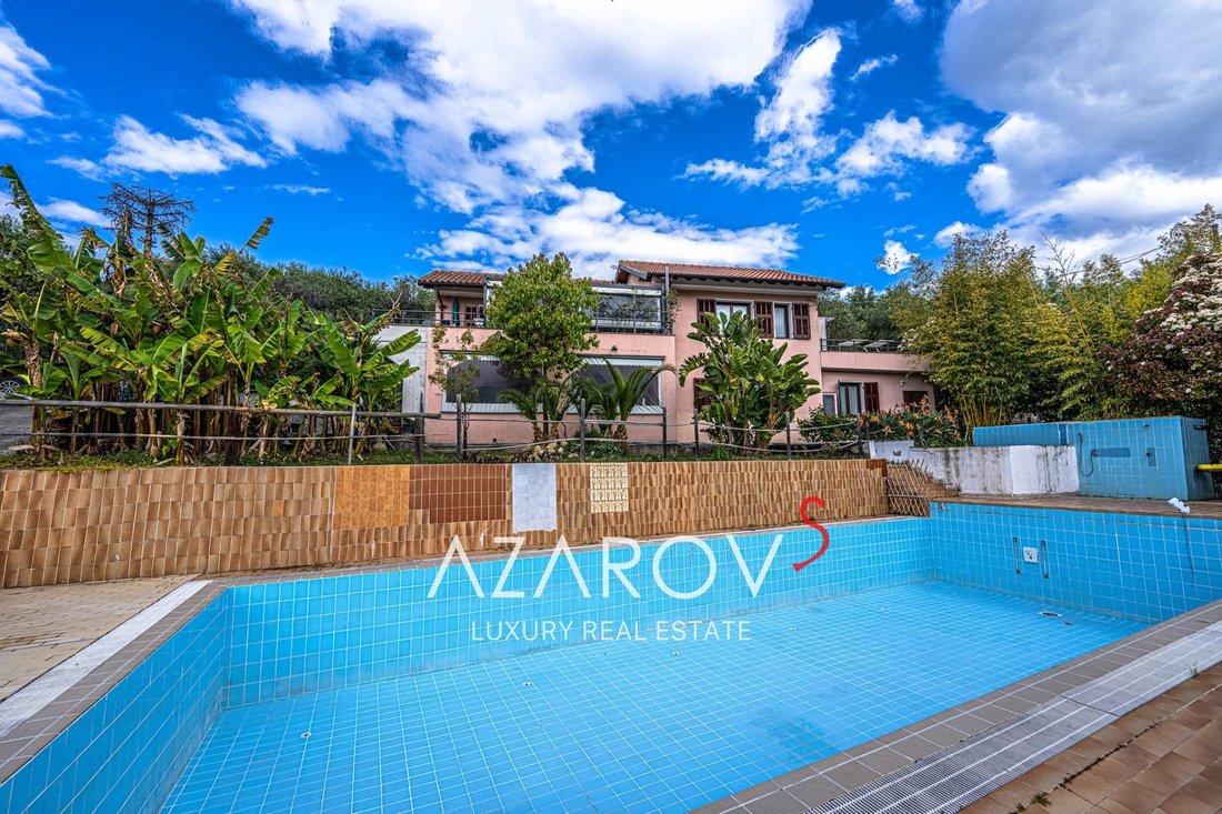 Villa in Seborga, Liguria, Italy 2 - 12888032