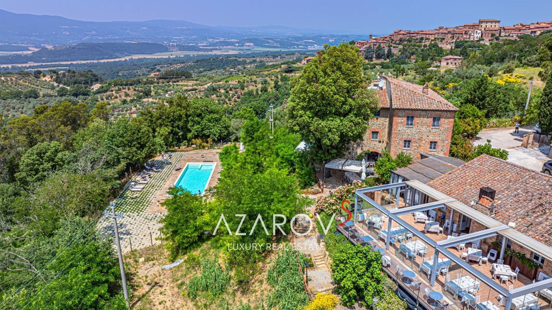 Villa in Città della Pieve, Umbria, Italy 1 - 15859336