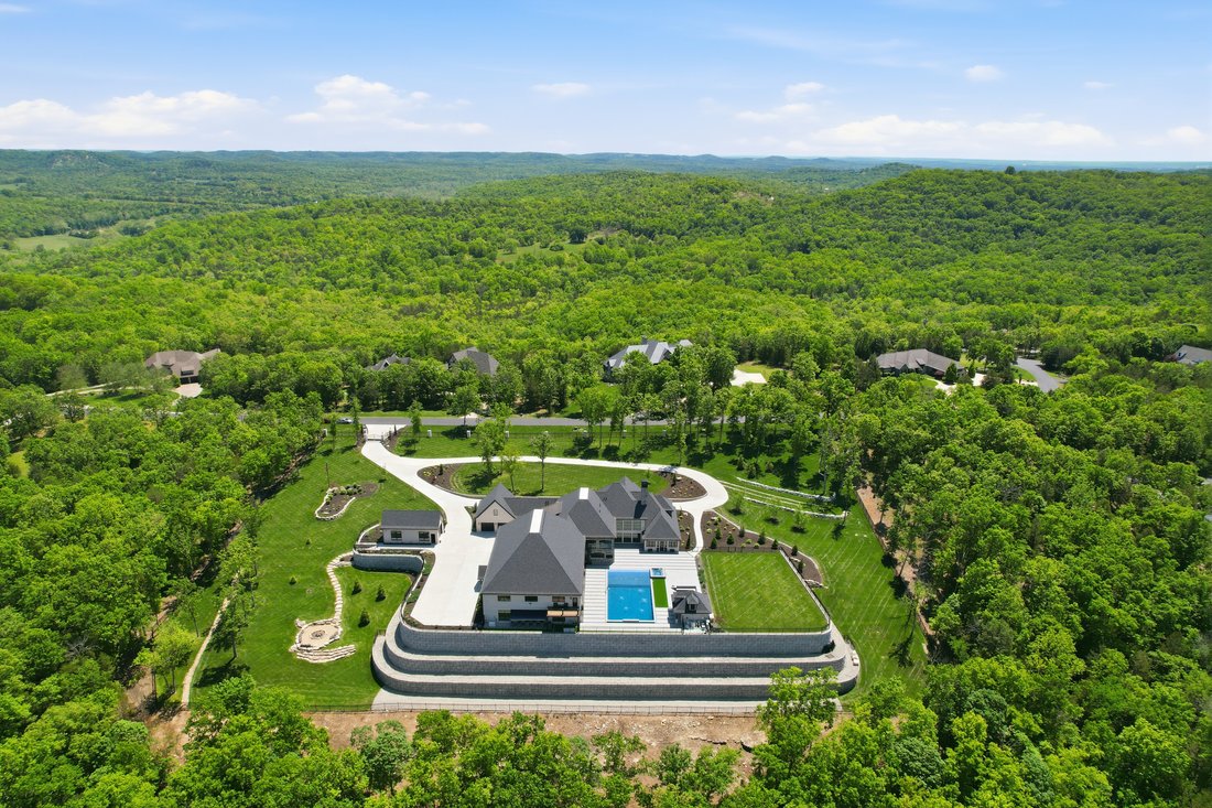 Walnut Shade, Missouri, United States 2 - 15945748