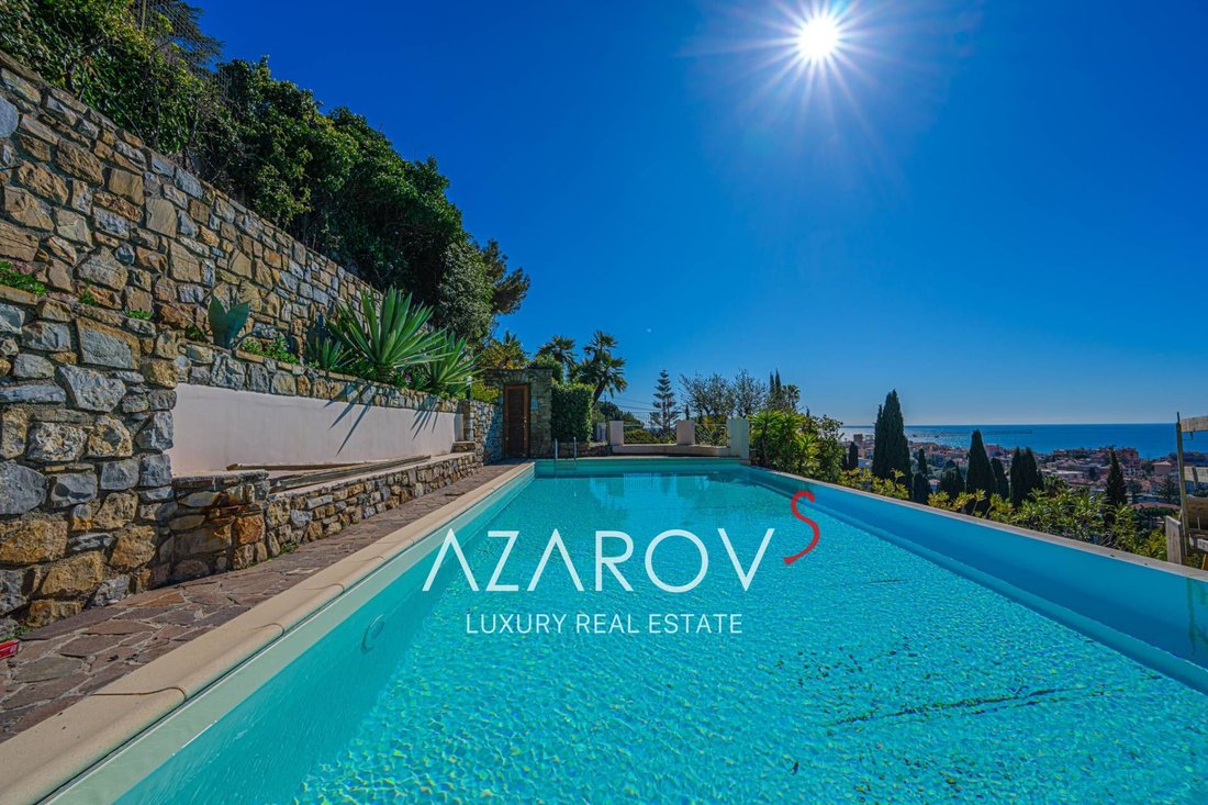 Villa in Bordighera, Liguria, Italy 1 - 13950922