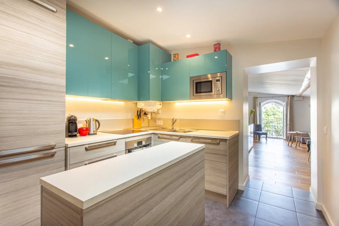 Vieille Ville, Antibes, France 4 - 17837343