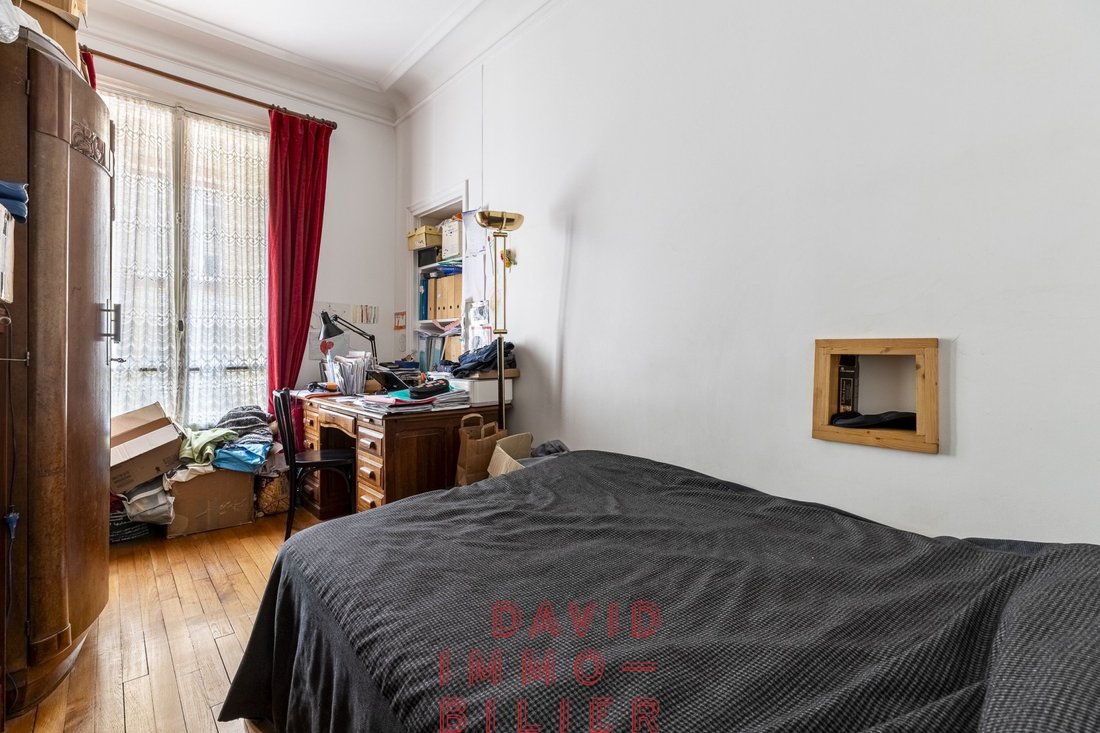 Apartment in Lorette-Martyrs, Paris 9e Arrondissement, Paris 5 - 17837206