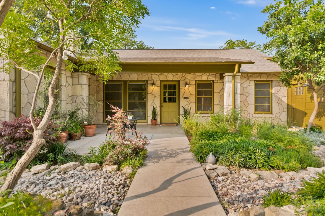 House in San Antonio, Texas, United States 5 - 17837650