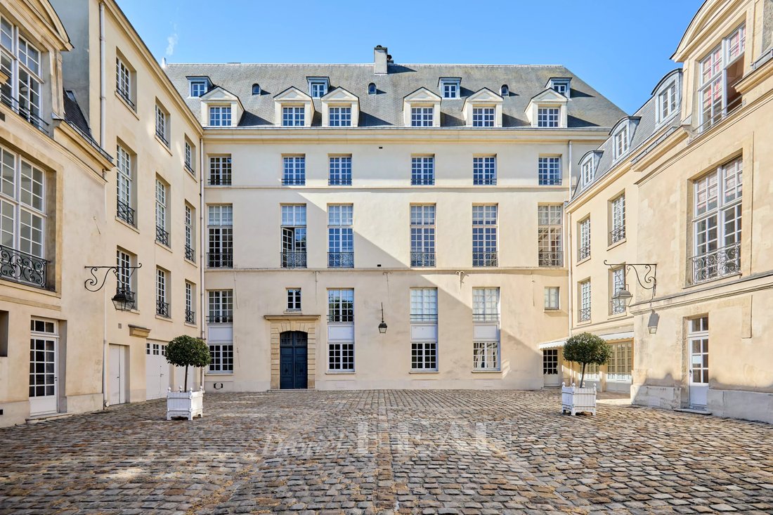 Apartment in Île de la Cité, Paris 1er Arrondissement, Paris 1 - 17837486