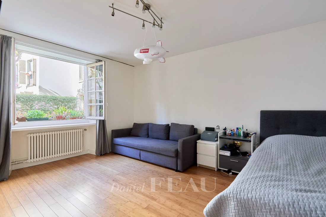 Apartment in Île de la Cité, Paris 1er Arrondissement, Paris 5 - 17837486