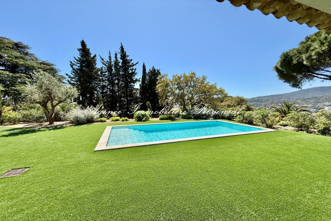 Villa in Ville-Les Saquedes-Le Bouillonnet, Sainte-Maxime, France 3 - 17837058