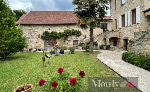 Magnificent Medieval Castle Overlooking The Lot Valley, With Swimming Pool, Outbuildings, Near Figea