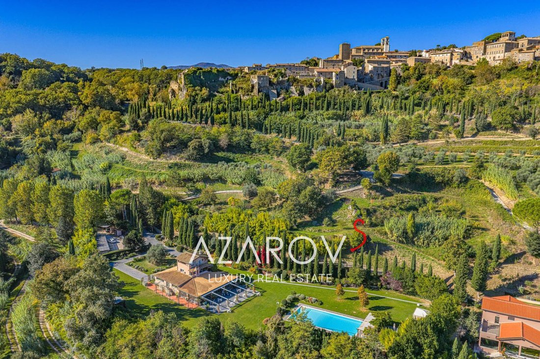 Villa in Soriano Nel Cimino, Lazio, Italy 1 - 16503602