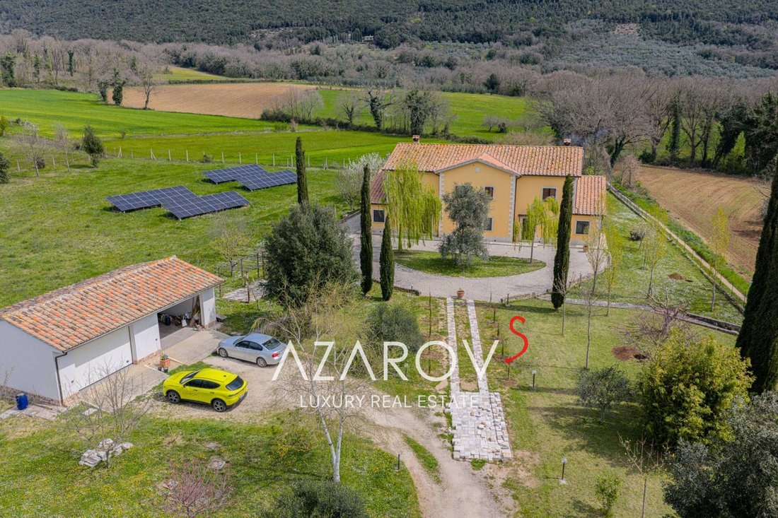 Villa in Massa Martana, Umbria, Italy 1 - 17727804