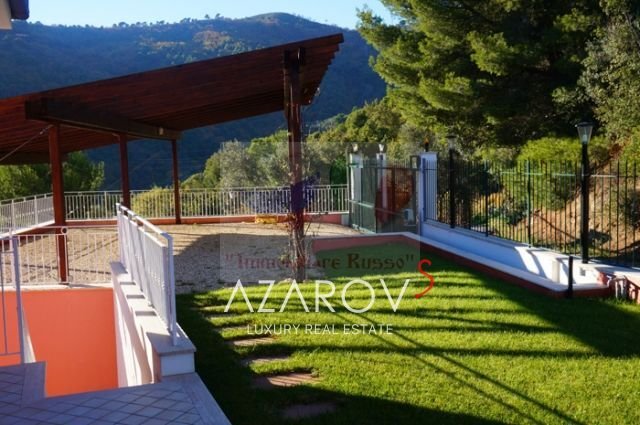 Villa in Central Hill, Alassio, Liguria 4 - 13306121