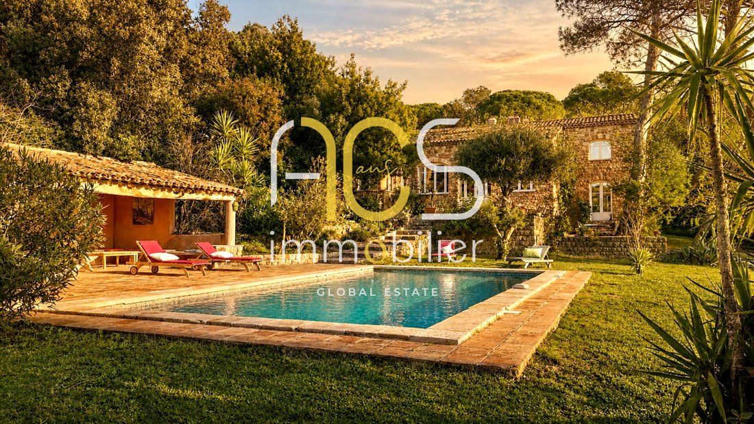 Villa in Estérel Plage-Logis de l'Aspé-Péguière, Saint-Raphaël, France 1 - 17075279