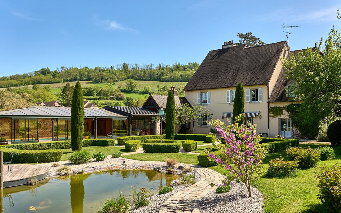 Villa in Arrondissement of Lons-le-Saunier, Bourgogne – Franche-Comté, France 1 - 17837411