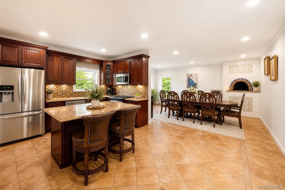 House in New Rochelle, New York, United States 4 - 17831823
