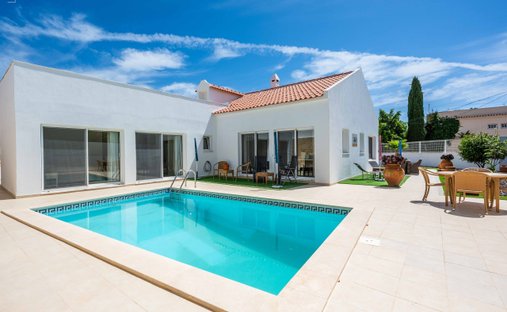 Villa en Olhos de Agua, Algarve, Portugal 1
