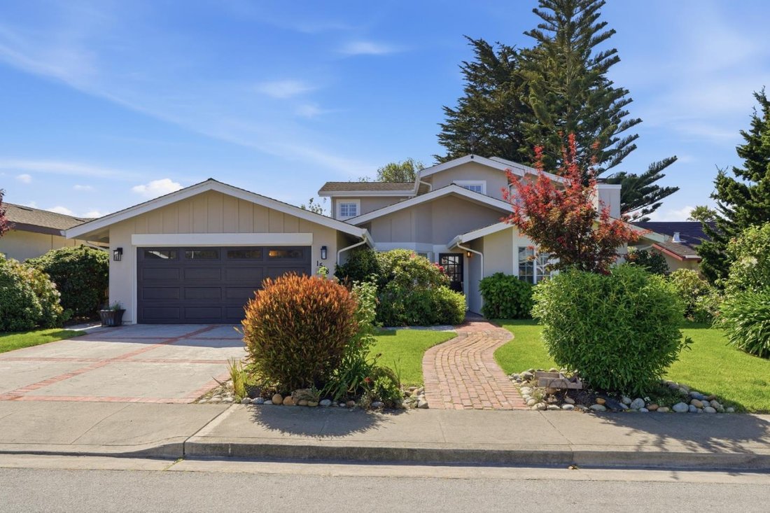 House in Half Moon Bay, California, United States 1 - 17836743