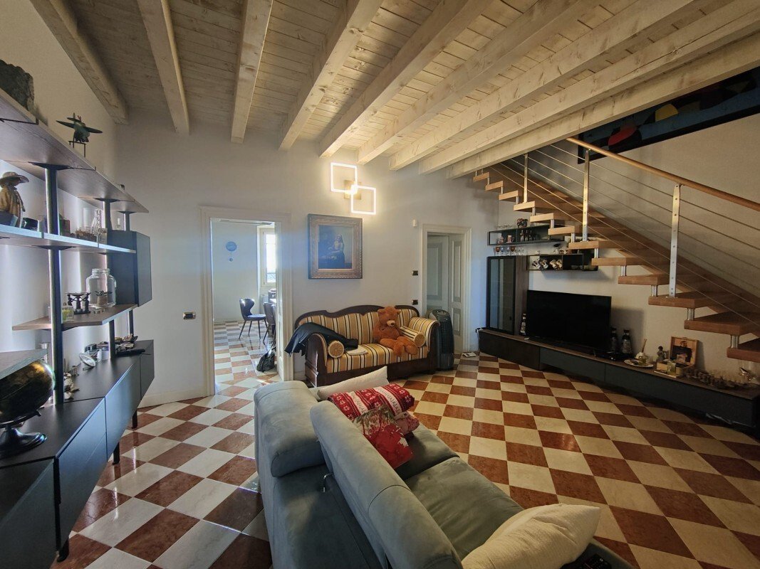 Apartment in Historic Center, Lonato del Garda, Lombardy 4 - 17836540