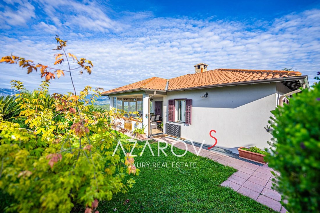 Villa in Vallebona, Liguria, Italy 1 - 14846536