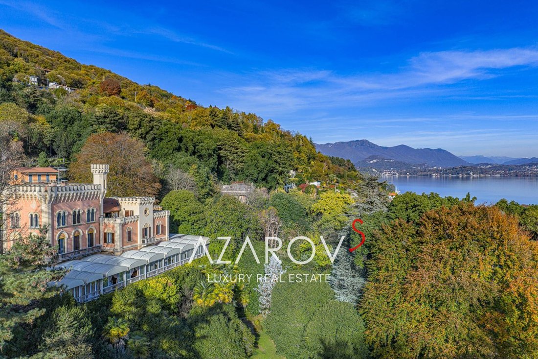 Villa in Lesa, Piedmont, Italy 1 - 16725504