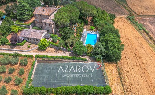 Villa in Corciano, Umbria, Italy 1