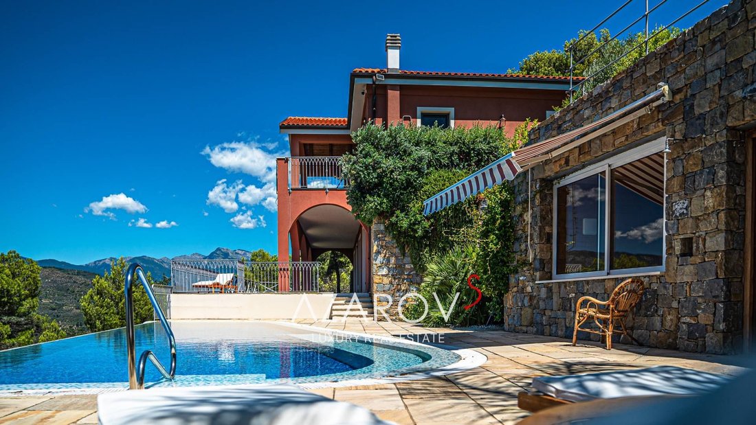 Villa in Vallebona, Liguria, Italy 3 - 13135093