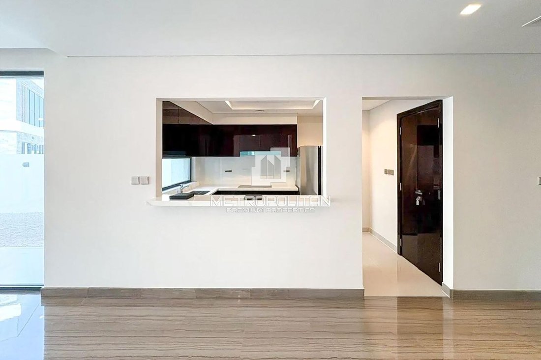 Villa in Damac Hills, Dubai, United Arab Emirates 5 - 17837606