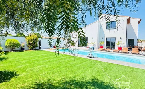 Villa in Portiragnes, Occitania, France 1