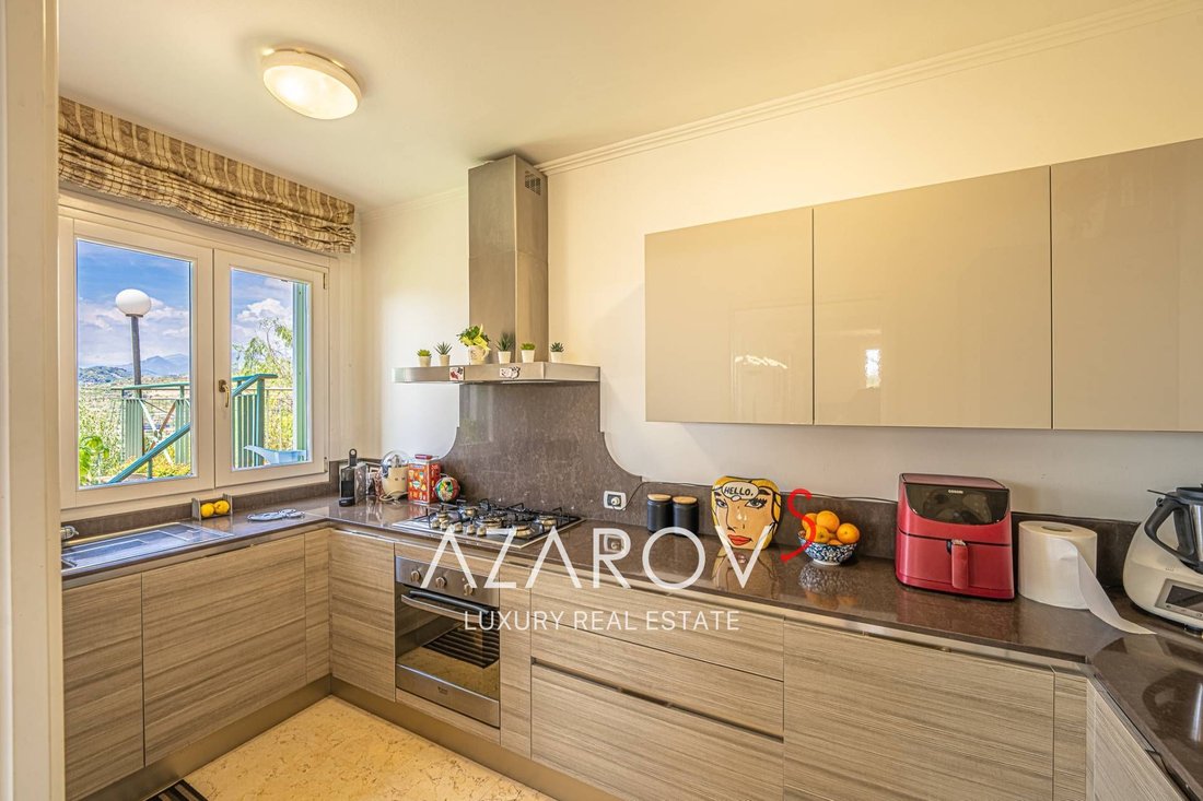 Villa in Bordighera, Liguria, Italy 5 - 13041805
