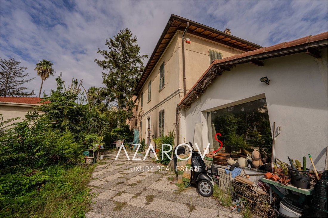 Villa in Bordighera, Liguria, Italy 2 - 14783952