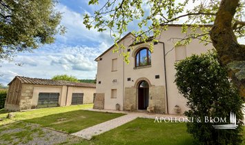 Villa à Sarteano, Toscane, Italie 2
