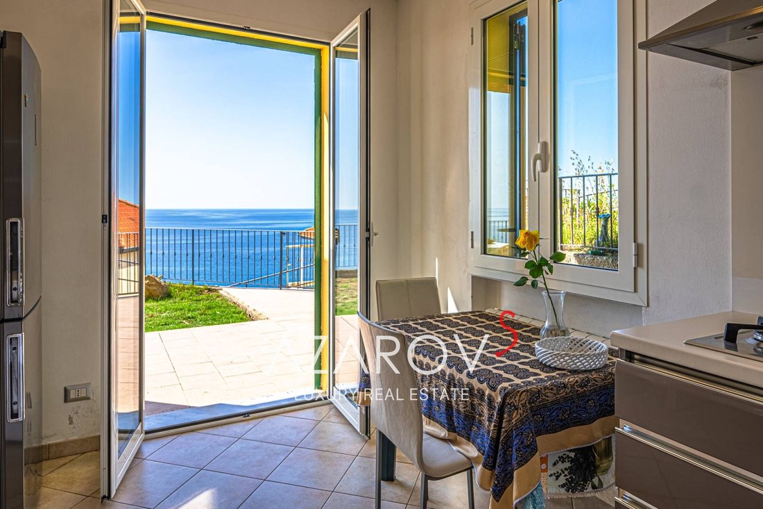 Villa in Sanremo, Liguria, Italy 4 - 12906099