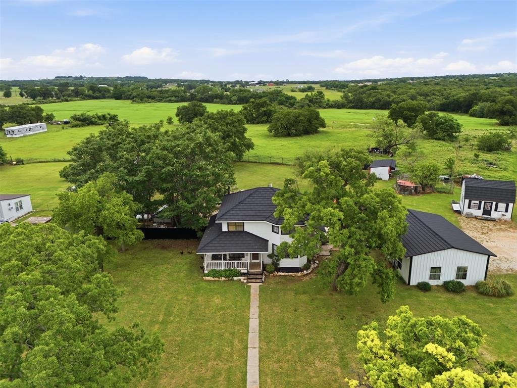 House in Paradise, Texas, United States 1 - 17836945