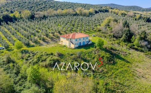 Villa in Manciano, Tuscany, Italy 1