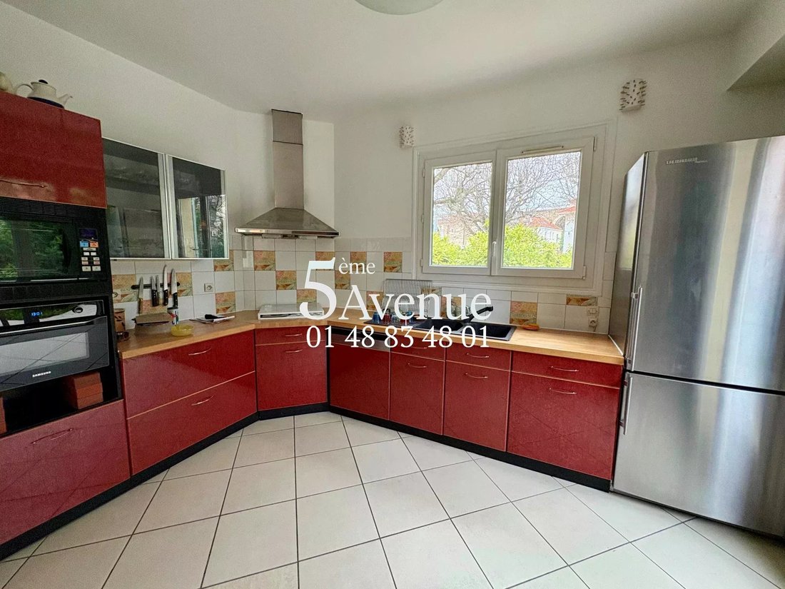 House in Leclerc, Joinville-le-Pont, France 4 - 16561994