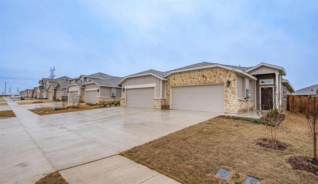 Apartment in Venus, Texas, United States 2 - 17836950