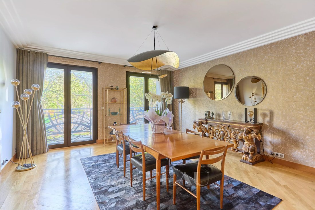 Apartment in Muette Nord, Paris 16e Arrondissement, Paris 4 - 17837413
