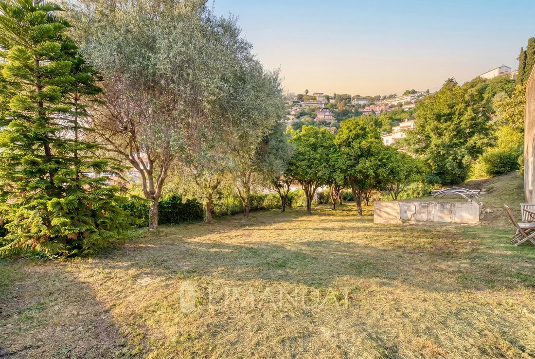 Villa in Menton, Provence-Alpes-Côte d'Azur, France 4 - 17837194