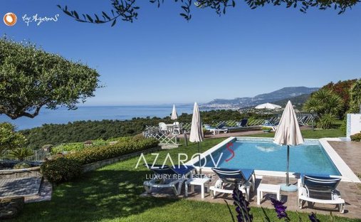 Villa in Bordighera, Liguria, Italy 1