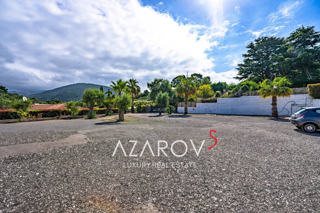 Villa in Bordighera, Liguria, Italy 4 - 14487208