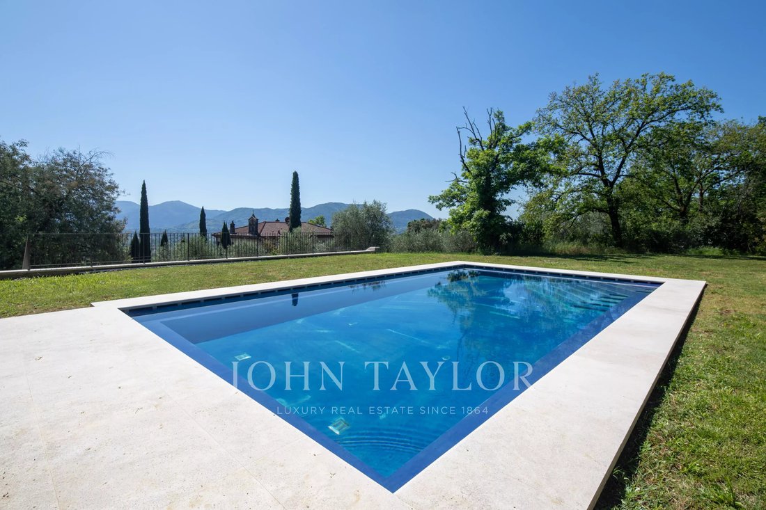 Villa in Historic Center, Lucca, Tuscany 5 - 17837526