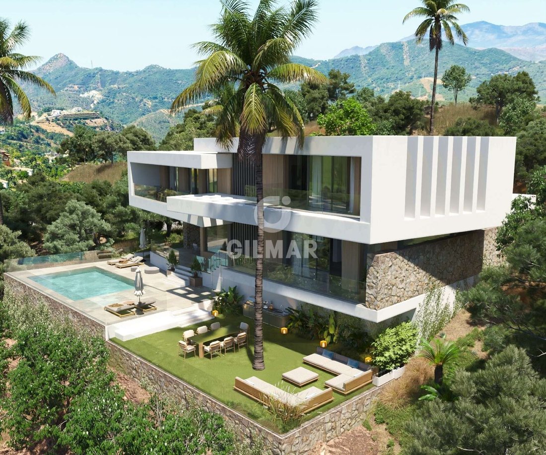 Villa in Sotogrande, San Roque, Andalusia 1 - 17837375