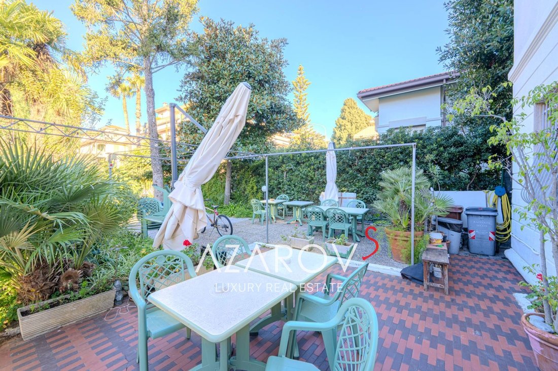 Villa in Bordighera, Liguria, Italy 2 - 15271219