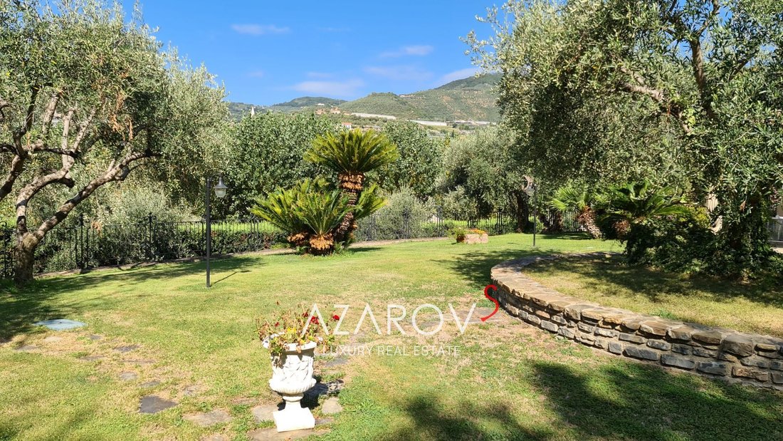 Villa in Riva Ligure, Liguria, Italy 2 - 12338132