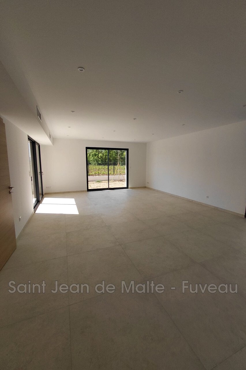 Villa in Pourrieres, Provence-Alpes-Côte d'Azur, France 4 - 17690637