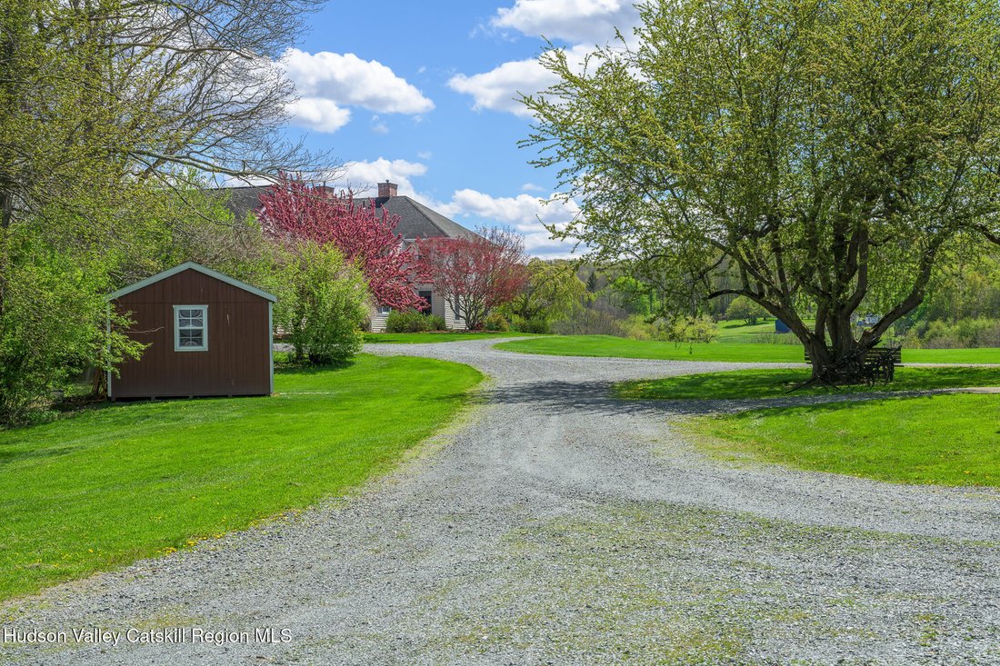 House in Old Chatham, New York, United States 4 - 17154331