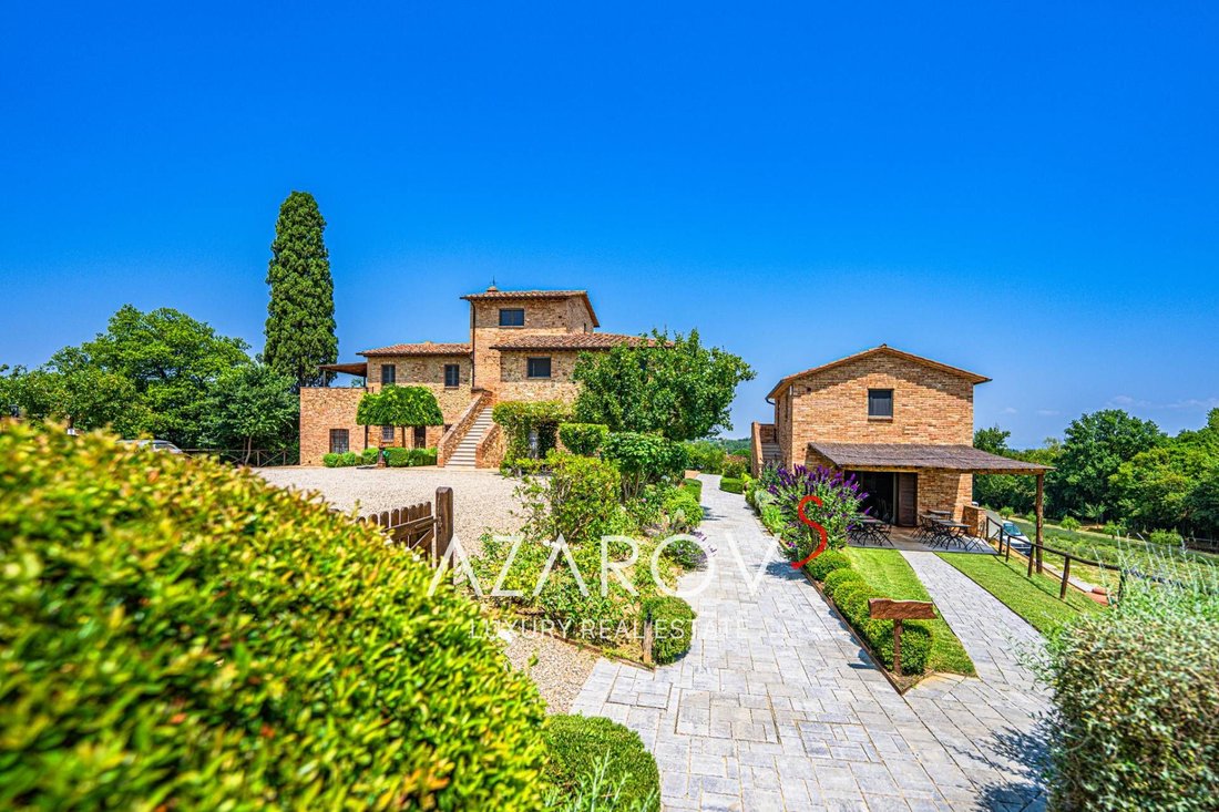 Villa in Montepulciano, Tuscany, Italy 4 - 15809426