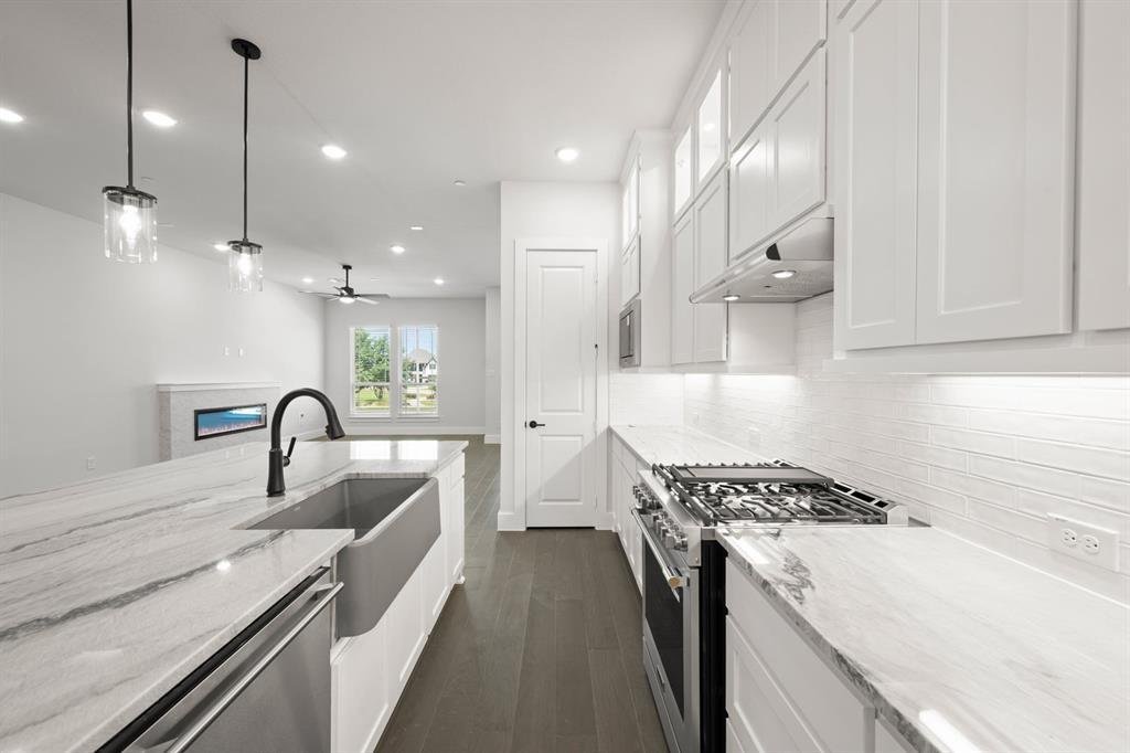 Townhouse in Farmers Branch, Texas, United States 5 - 17837009