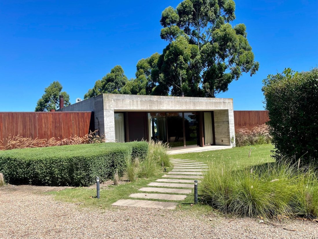 House in Fasano las Piedras, Maldonado Department, Uruguay 1 - 17837677