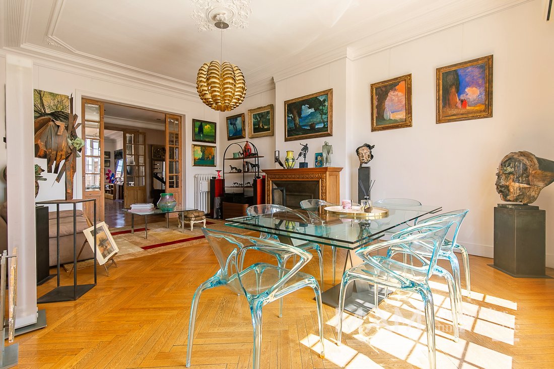 Apartment in Castellane, 6e Arrondissement, Marseille 3 - 17837113