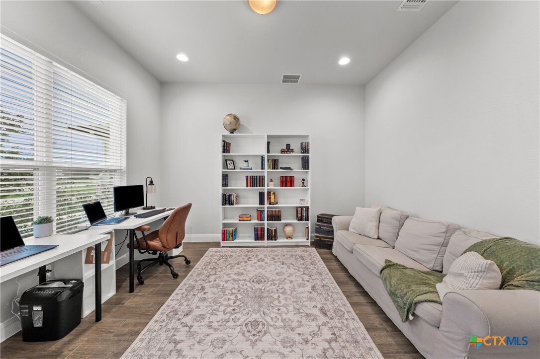 House in Salado, Texas, United States 5 - 17836412